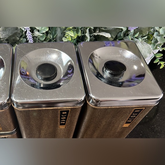 Set of Four LINCOLN BEAUTY WARE Faux Wood Cannisters - Picture 4 of 4